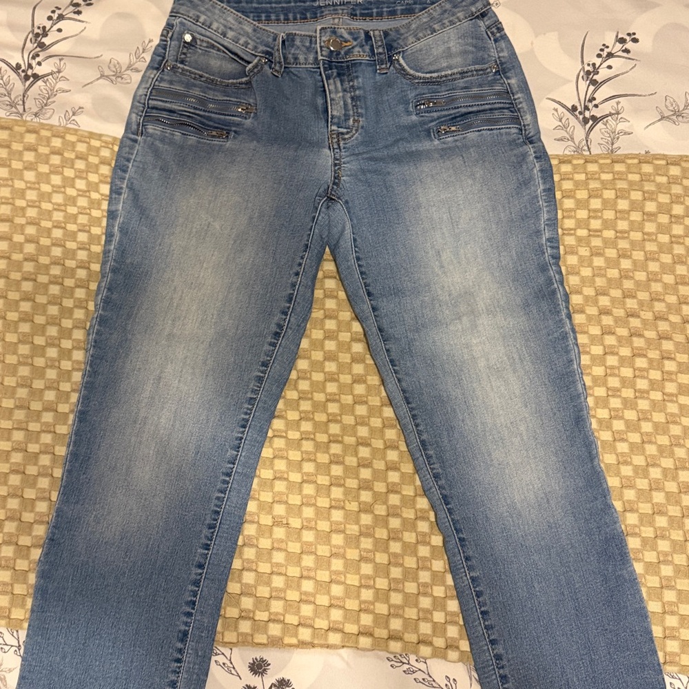 Jennifer Lopez Light Blue Capri Jeans